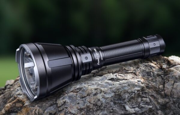 Linterna FENIX HT18R 2800 LUMENES